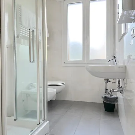 Laura Relais Bolonia