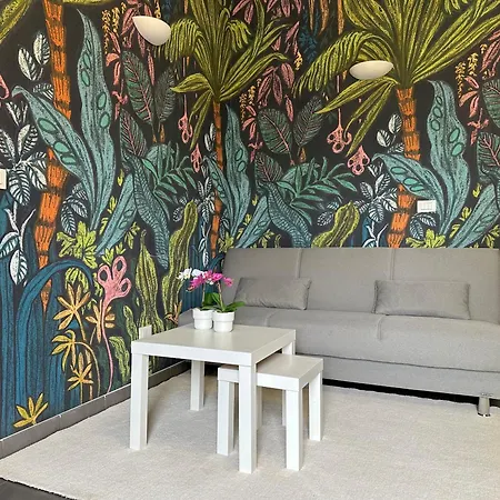 Laura Relais * Μπολόνια